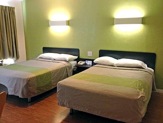 Motel 6 Сан Рафаел Екстериор снимка