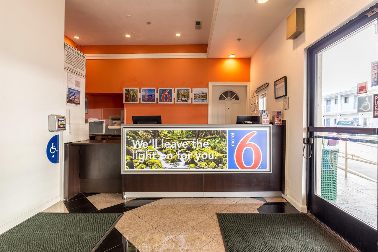 Motel 6 Сан Рафаел Екстериор снимка