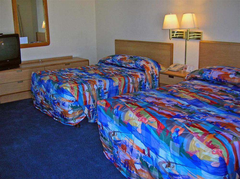 Motel 6 Сан Рафаел Стая снимка